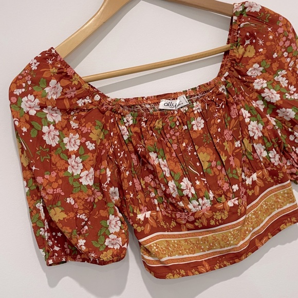 Cropped 70s Style Top 🧡 - Picture 4 of 8